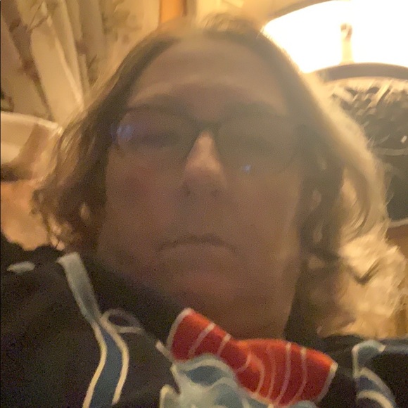 Meet your Posher, Joanne - Picture 1 of 1